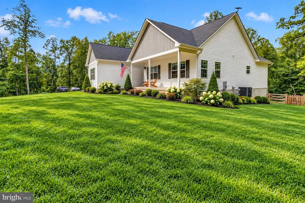6264 ENON SCHOOL ROAD Marshall, VA 20115