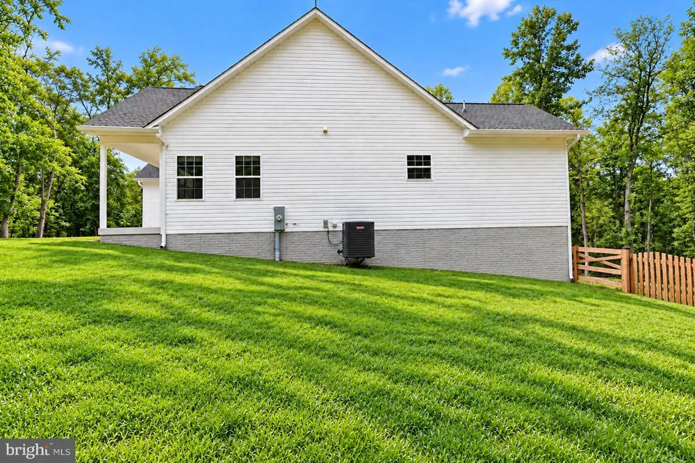 6264 ENON SCHOOL ROAD Marshall, VA 20115