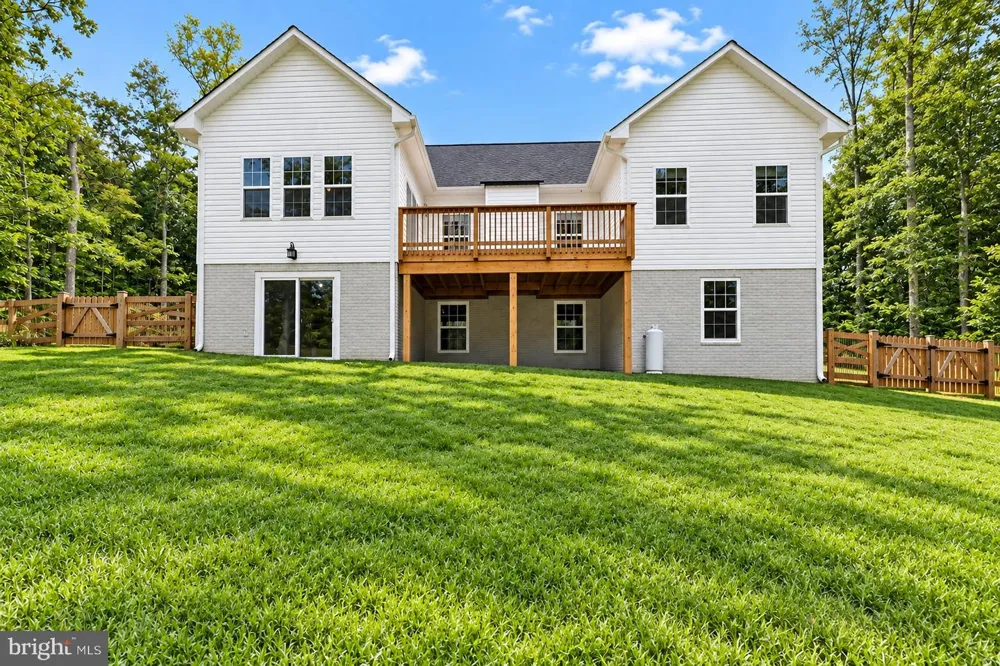 6264 ENON SCHOOL ROAD Marshall, VA 20115