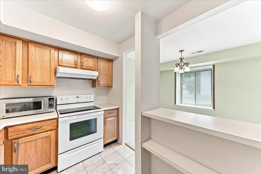2207 ASPEN CIRCLE Springfield, PA 19064