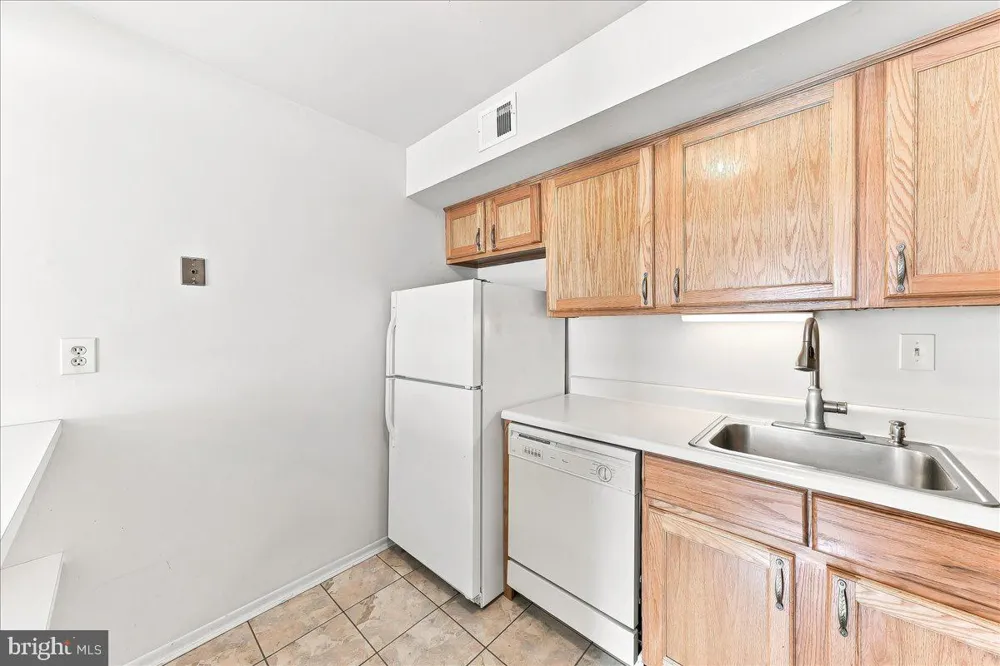 2207 ASPEN CIRCLE Springfield, PA 19064