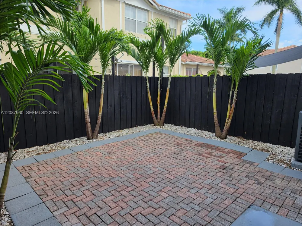 12317 SW 124th Ct Miami, FL 33186