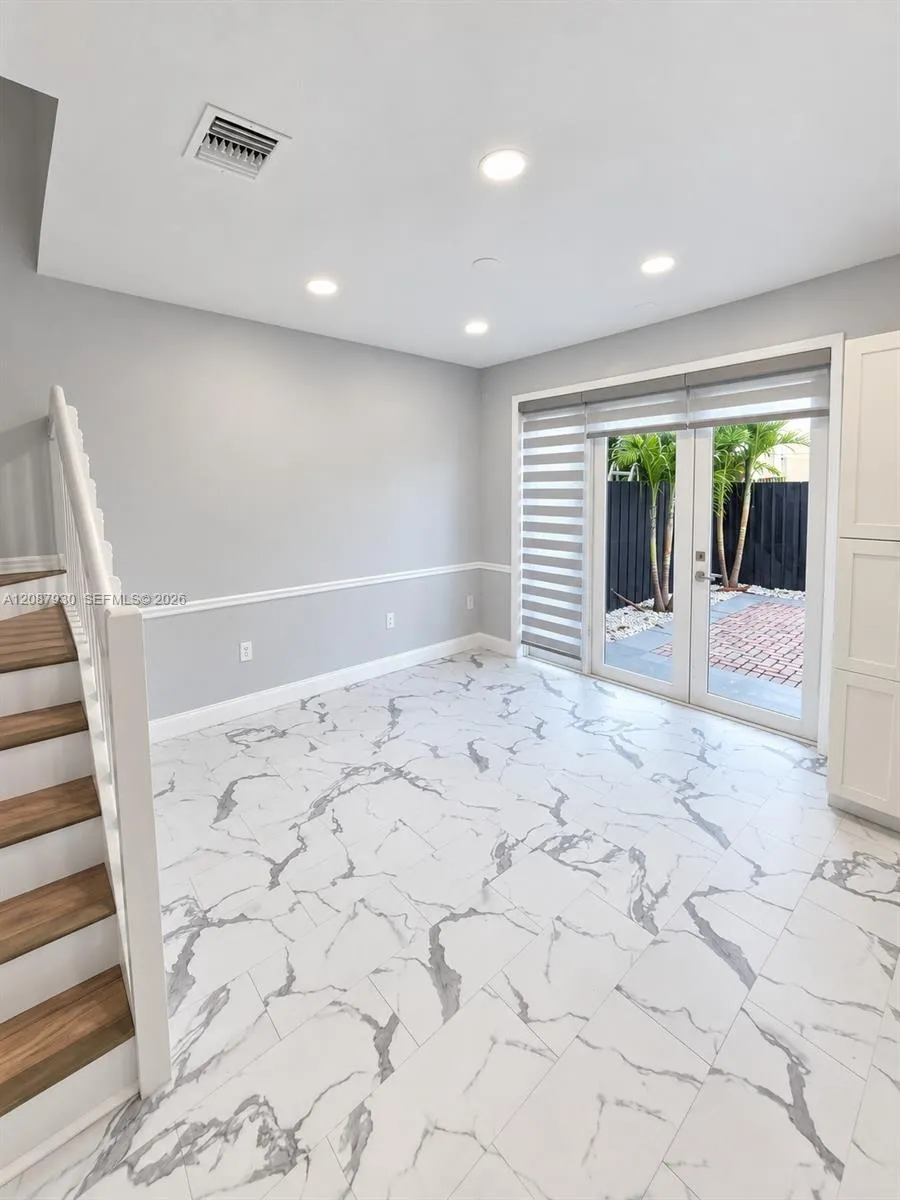 12317 SW 124th Ct Miami, FL 33186