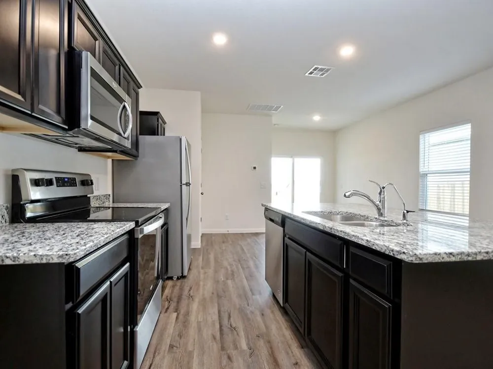 19400 Caymus Drive Pflugerville, TX 78660