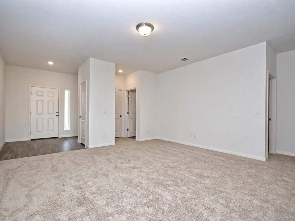 19400 Caymus Drive Pflugerville, TX 78660
