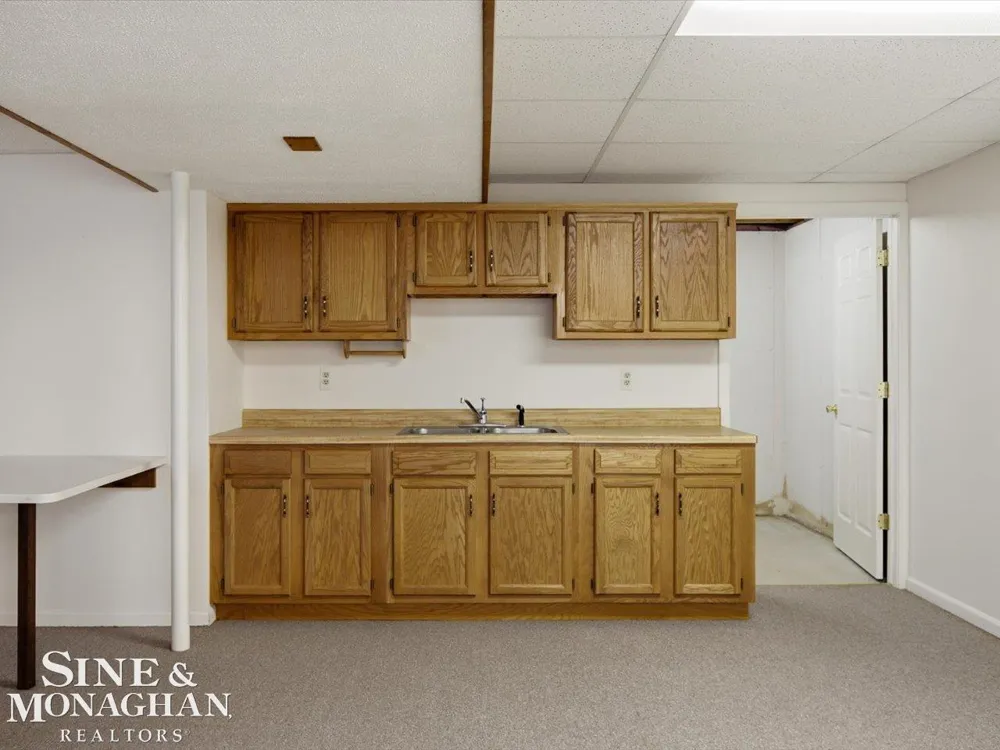 4281 Ravenswood Road Marysville City, MI 48040