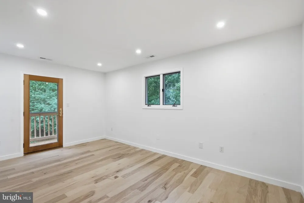 800 BERRYMANS LANE Reisterstown, MD 21136