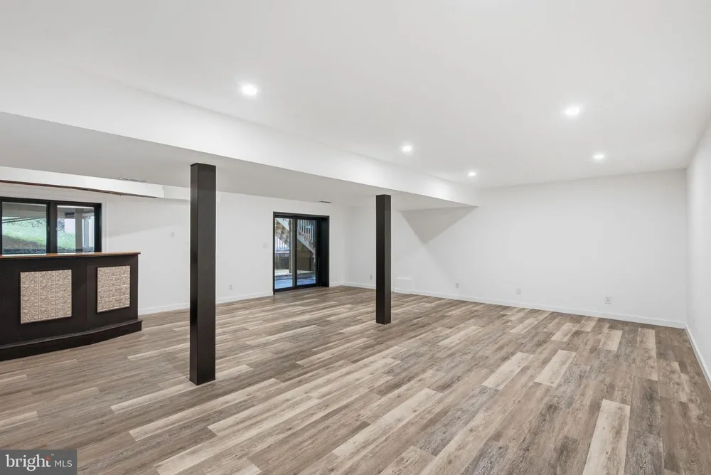 800 BERRYMANS LANE Reisterstown, MD 21136
