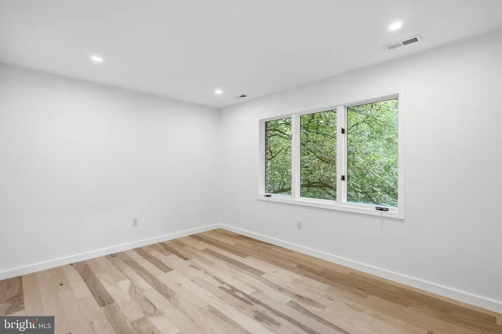 800 BERRYMANS LANE Reisterstown, MD 21136