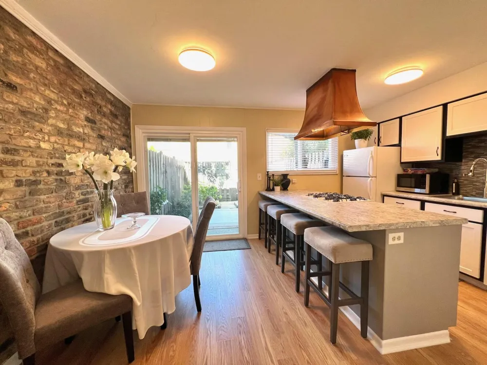 2505 Abbington Drive SE #137 Grand Rapids, MI 49506