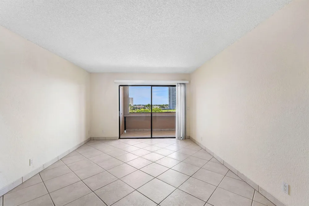 1030 Us Highway 1 #413 North Palm Beach, FL 33408