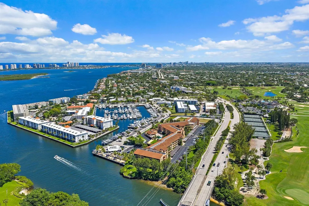 1030 Us Highway 1 #413 North Palm Beach, FL 33408
