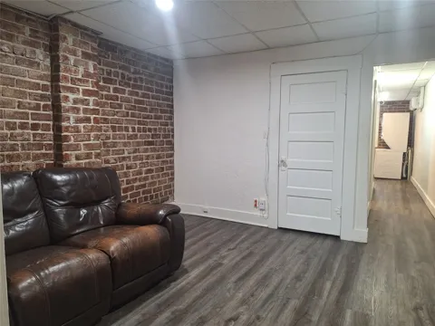 1124 W Main Street