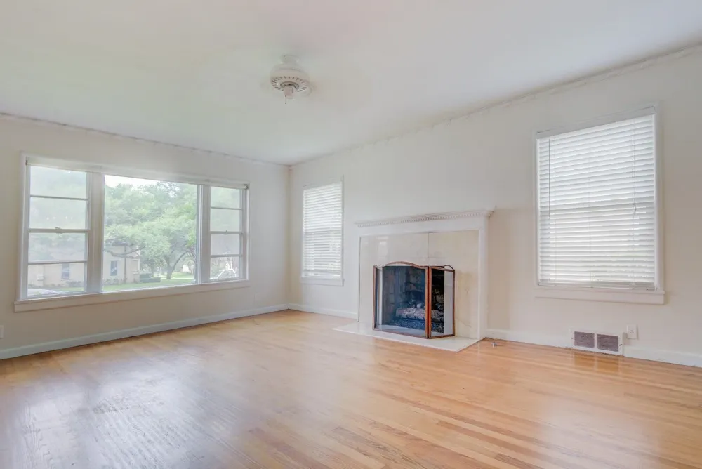 6307 Kenwood Avenue Dallas, TX 75214