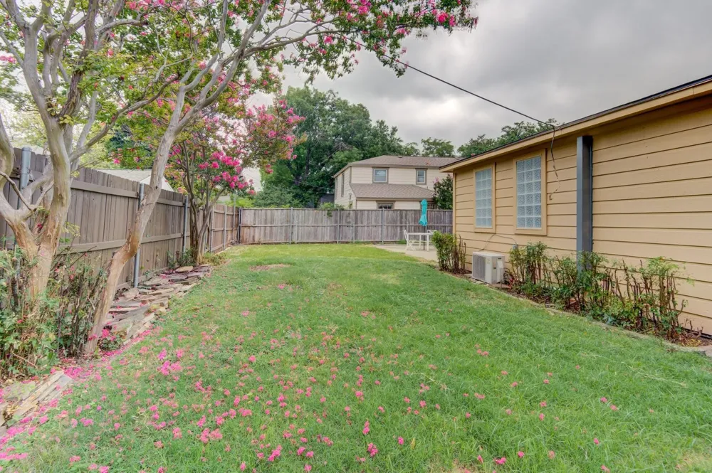 6307 Kenwood Avenue Dallas, TX 75214
