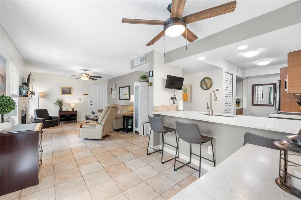 3016 BONAVENTURE CIRCLE #104 Palm Harbor, FL 34684