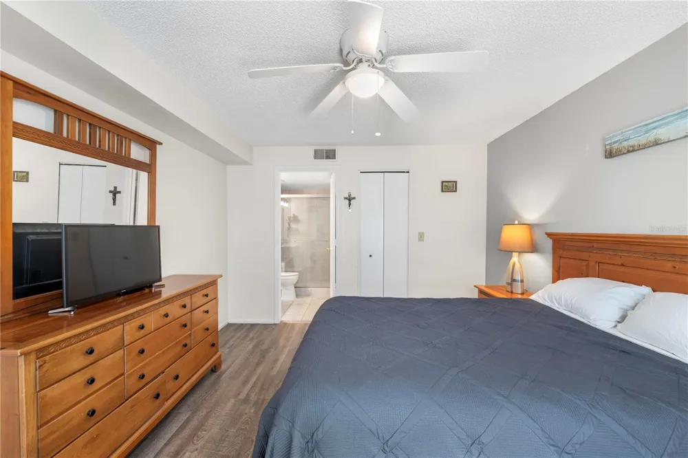 3016 BONAVENTURE CIRCLE #104 Palm Harbor, FL 34684
