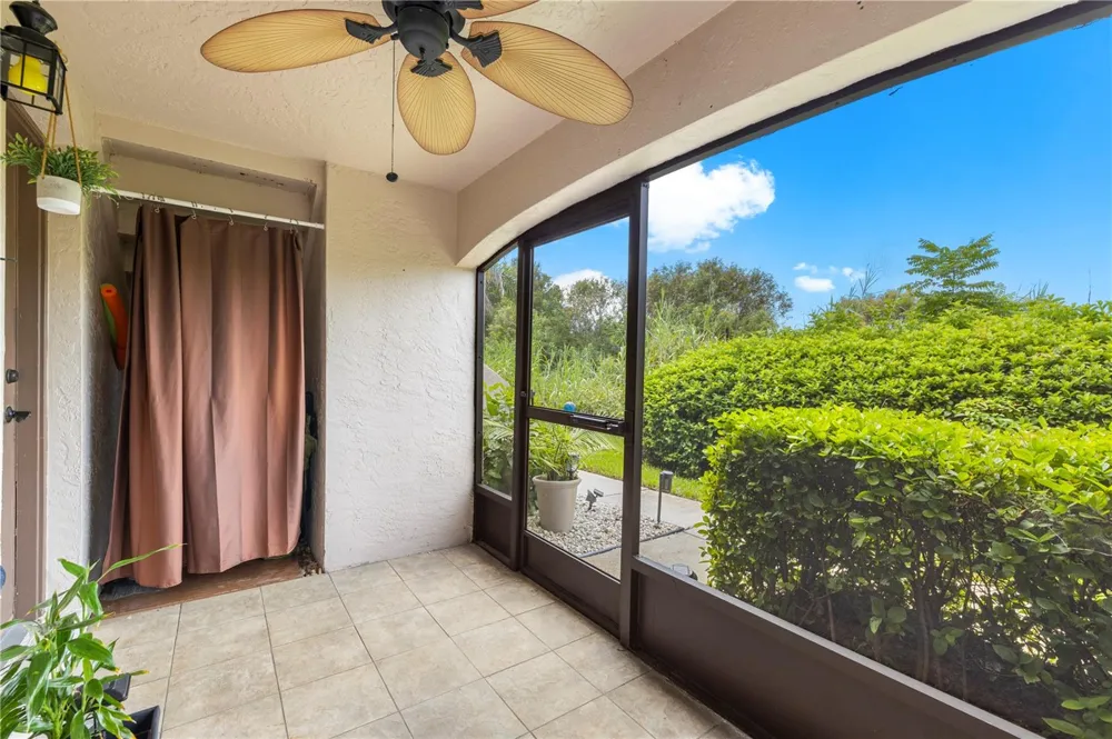 3016 BONAVENTURE CIRCLE #104 Palm Harbor, FL 34684