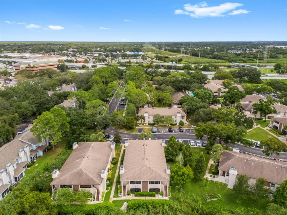 3016 BONAVENTURE CIRCLE #104 Palm Harbor, FL 34684