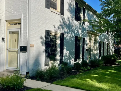 2505 Abbington Drive SE #137