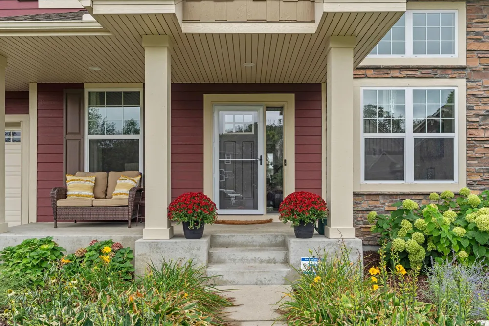 13273 Carlingford Lane Rosemount, MN 55068