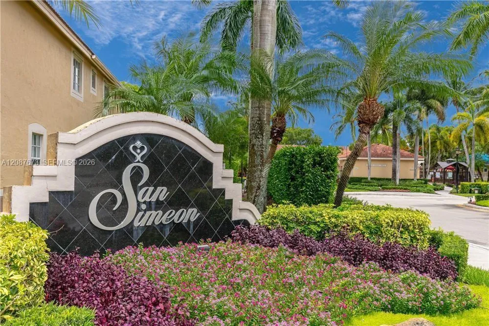 3635 San Simeon Cir Weston, FL 33331