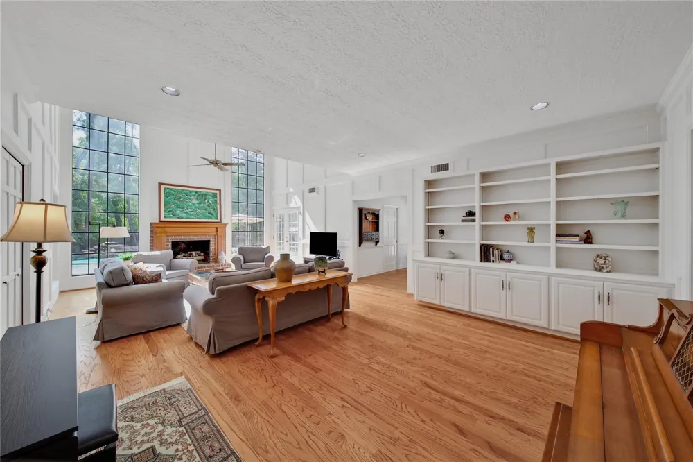 25 Cascade Springs Place The Woodlands, TX 77381
