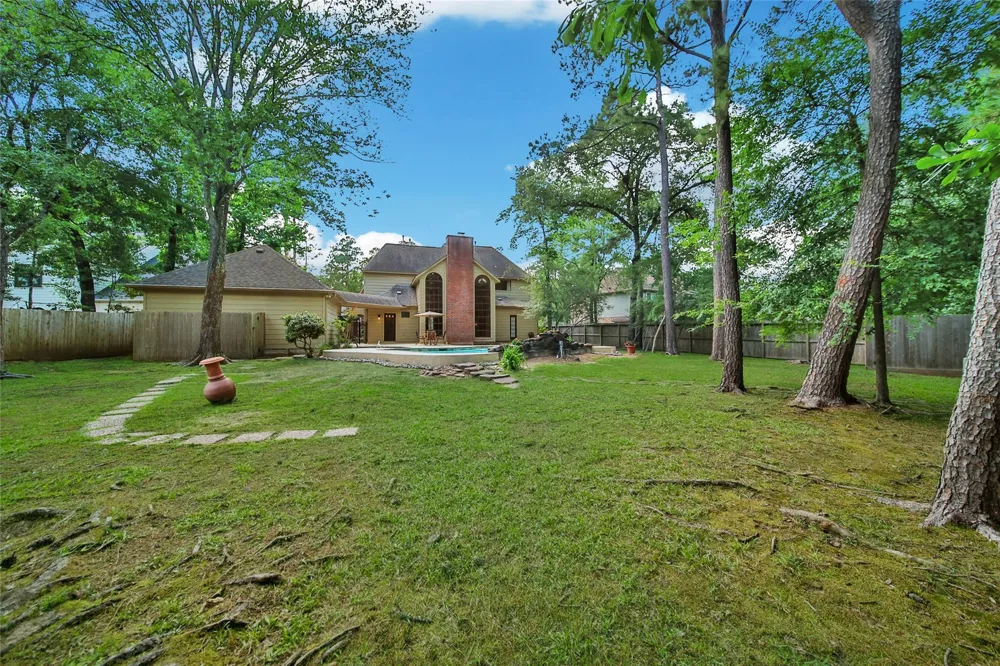 25 Cascade Springs Place The Woodlands, TX 77381