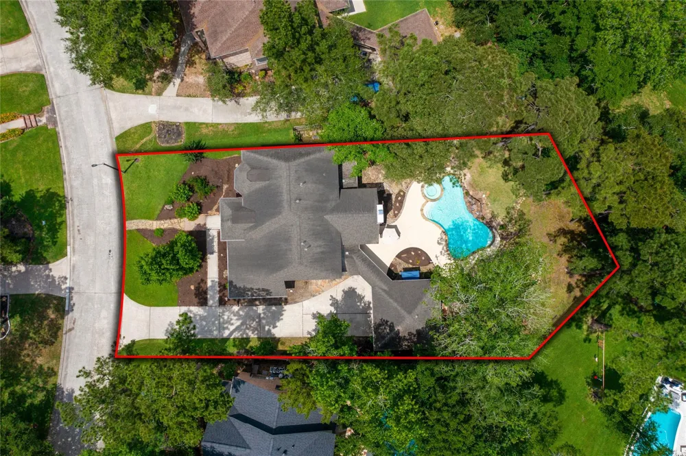 25 Cascade Springs Place The Woodlands, TX 77381
