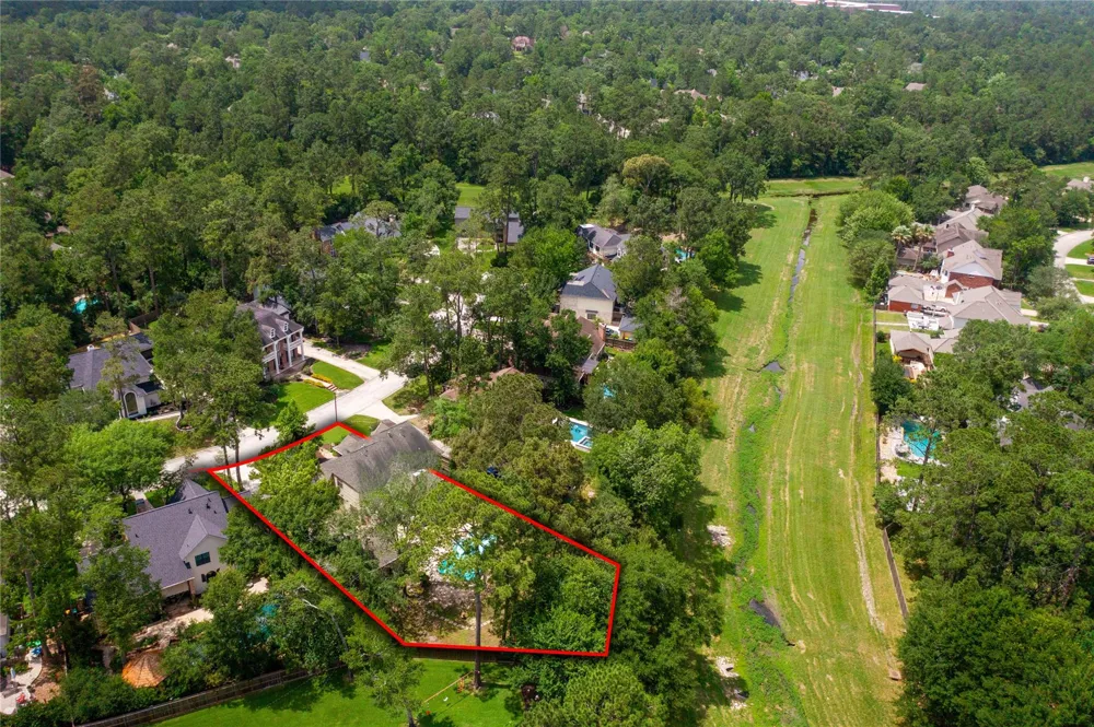 25 Cascade Springs Place The Woodlands, TX 77381