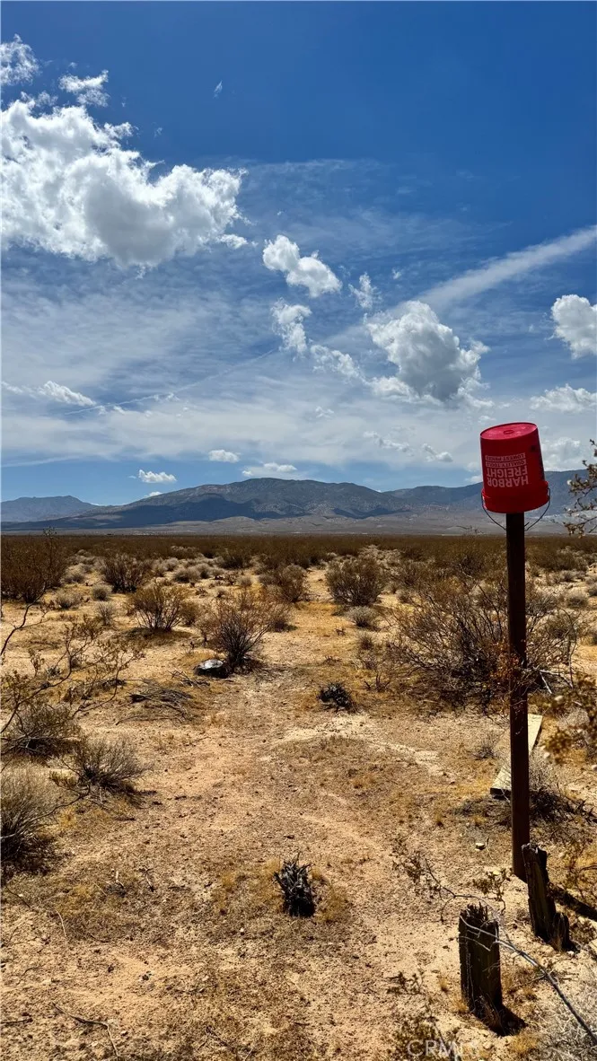 Sutter Rd Lucerne Valley, CA 92356