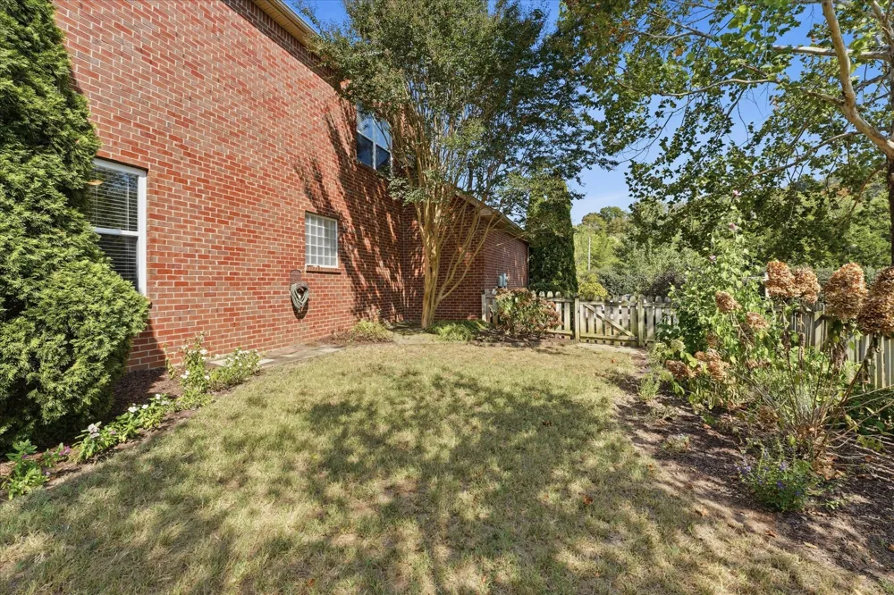 7093 Bridgeport Dr Nashville, TN 37221