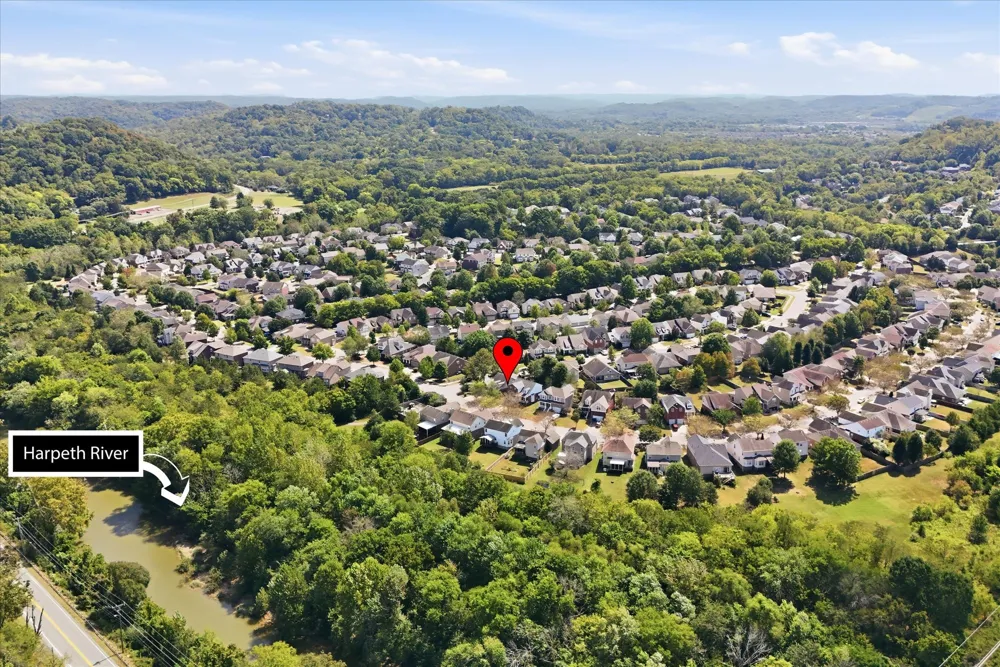 7093 Bridgeport Dr Nashville, TN 37221