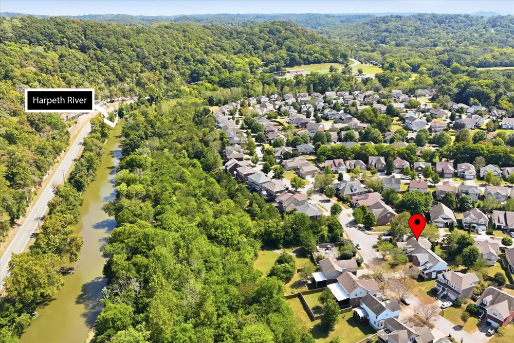 7093 Bridgeport Dr Nashville, TN 37221