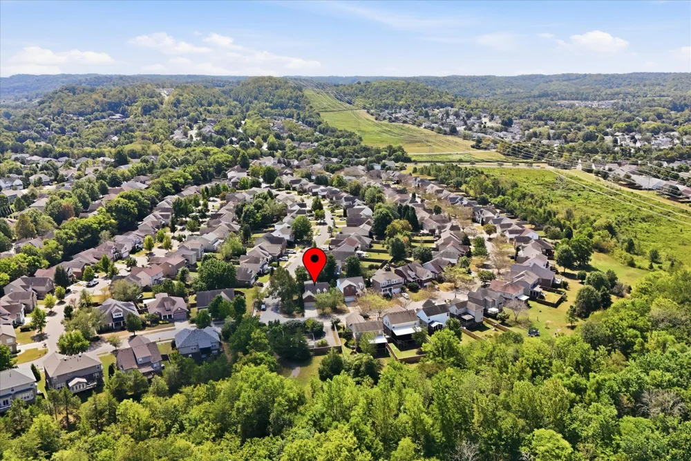 7093 Bridgeport Dr Nashville, TN 37221