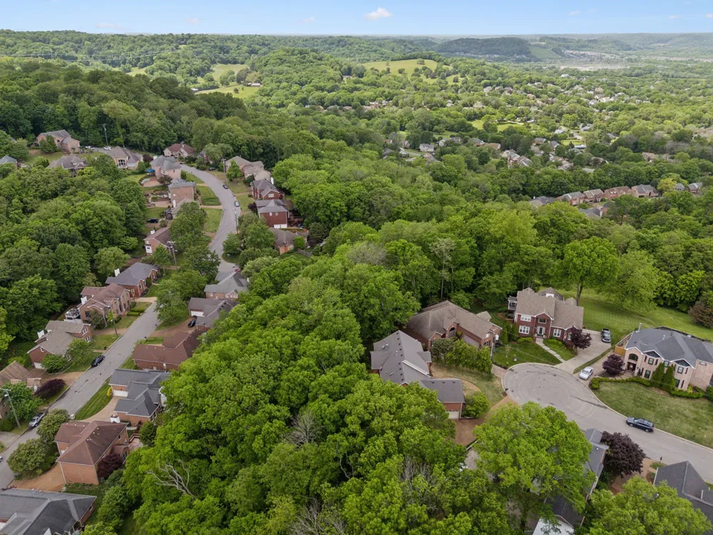 6781 Autumnwood Dr Nashville, TN 37221