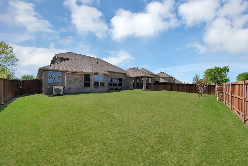 917 White Porch Avenue Forney, TX 75126