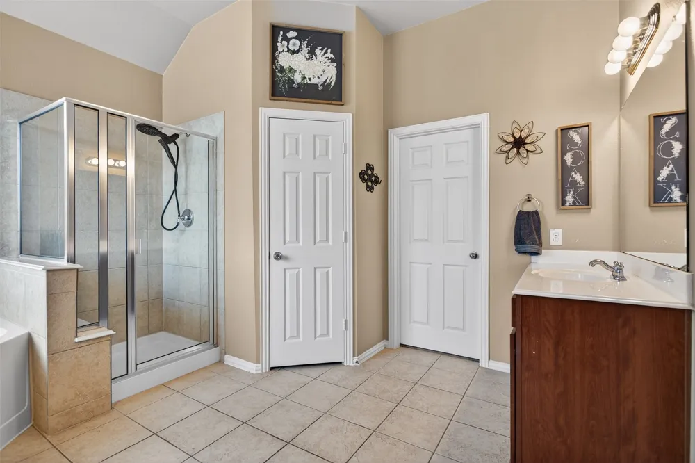 917 White Porch Avenue Forney, TX 75126