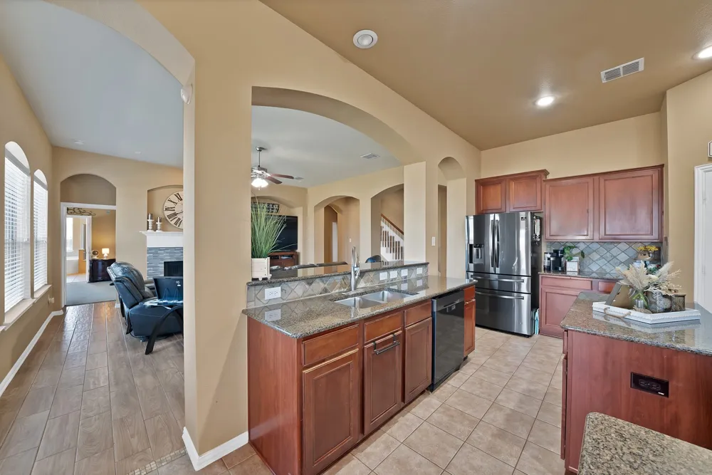 917 White Porch Avenue Forney, TX 75126