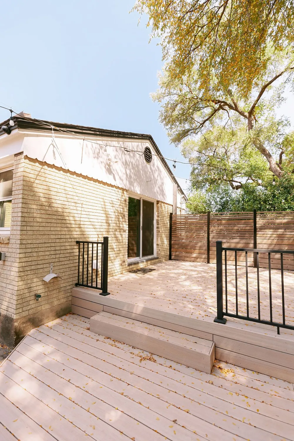 110 Briscoe Boulevard Dallas, TX 75211