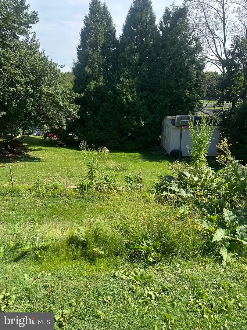 2577 MURRAY Huntingdon Valley, PA 19006