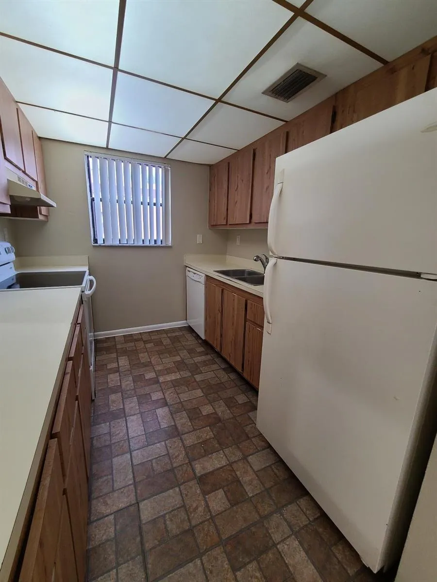 1880 CONGRESS AVENUE #409 West Palm Beach, FL 33401
