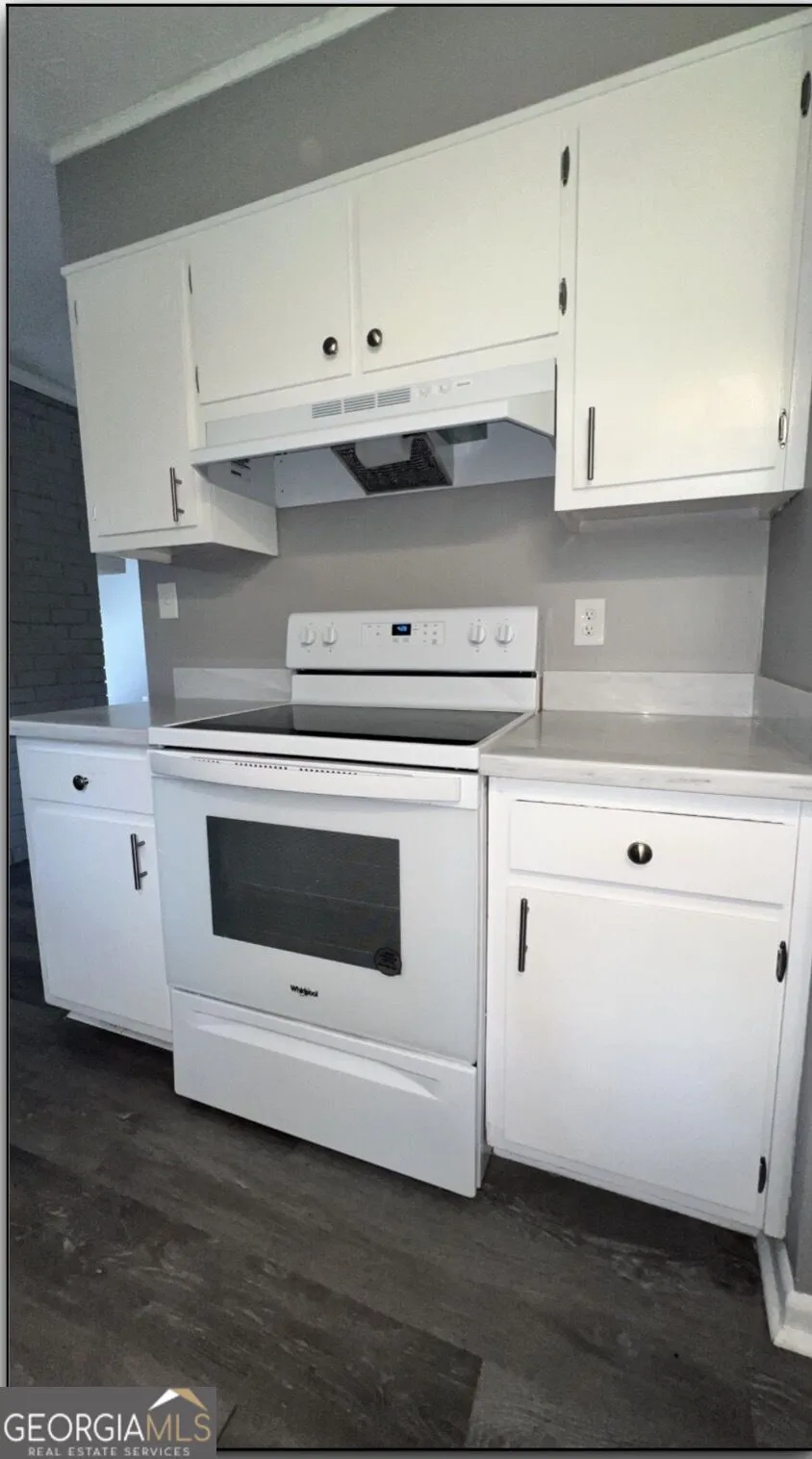 2894 Barry AVE SE Smyrna, GA 30082