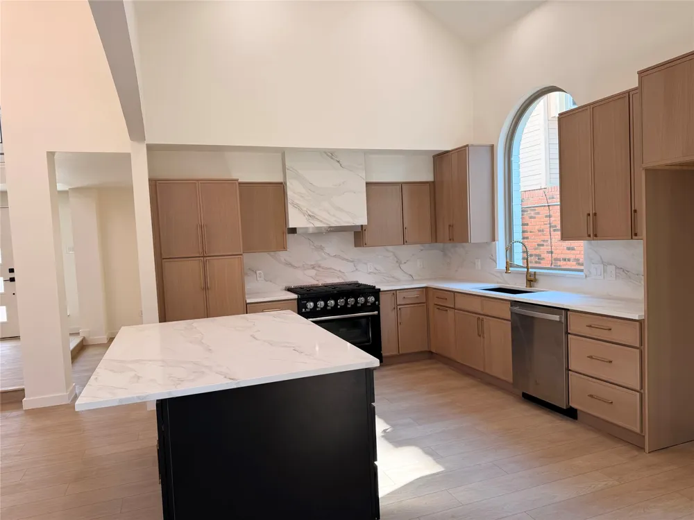 6029 Buffridge Trail Dallas, TX 75252