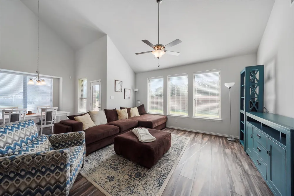 19903 Tomkin Court Missouri City, TX 77459