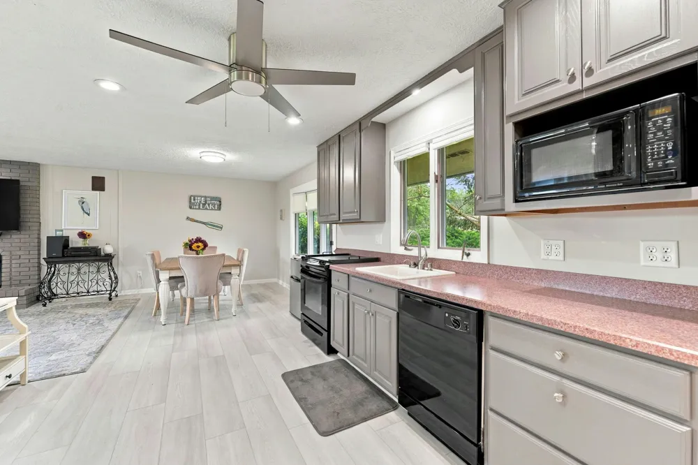 10226 Tomkinson Drive Pavilion Township, MI 49088
