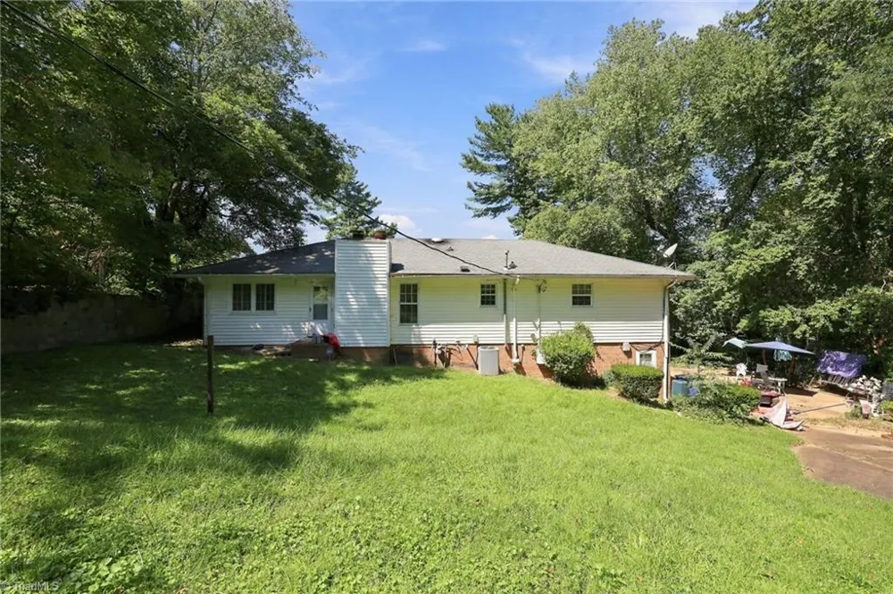 505 Kinard Drive Winston-Salem, NC 27101