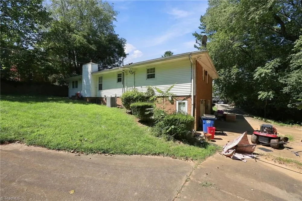 505 Kinard Drive Winston-Salem, NC 27101