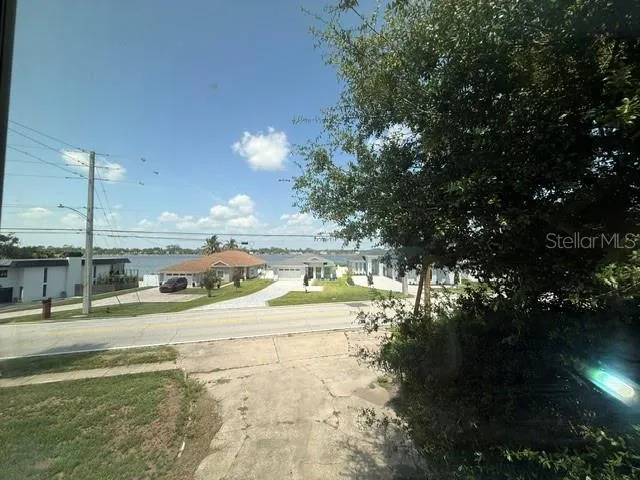 2400 HALIFAX AVENUE Daytona Beach, FL 32118