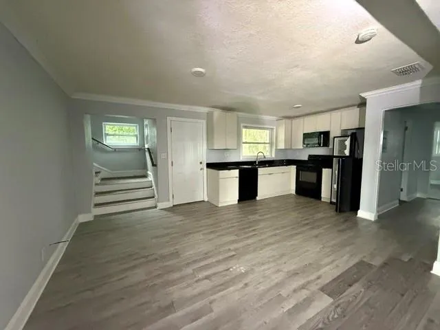 2400 HALIFAX AVENUE Daytona Beach, FL 32118